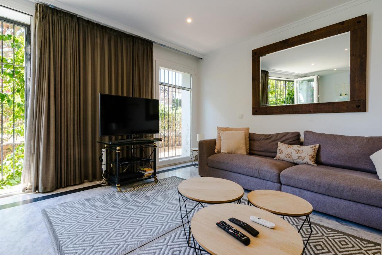 White Pearl Elviria Apartment